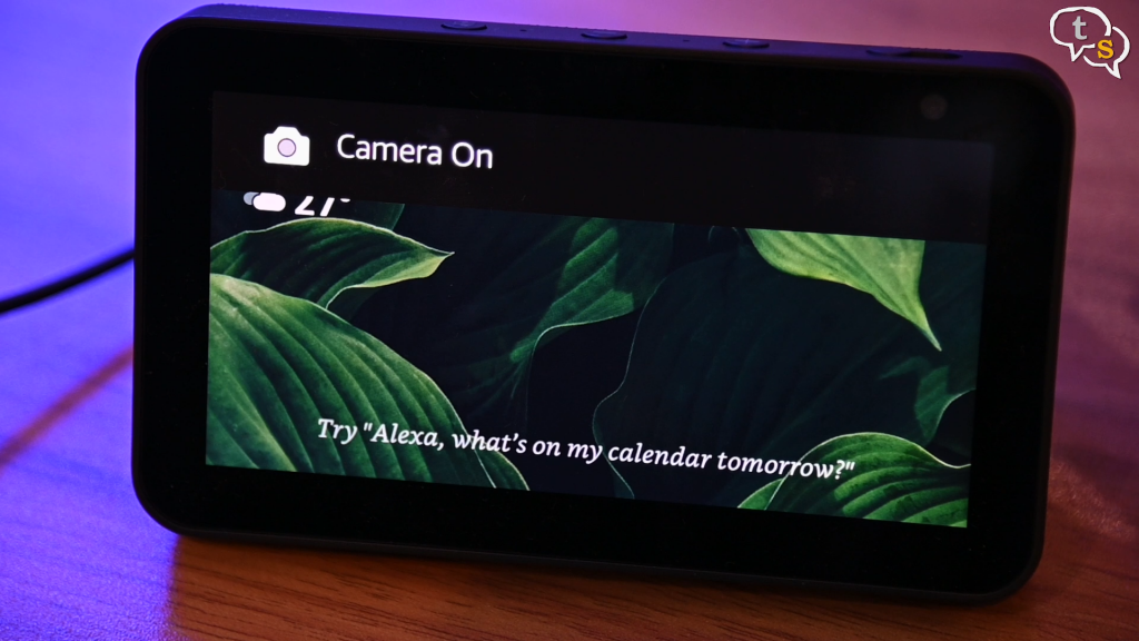Echo Show 5 camera on message