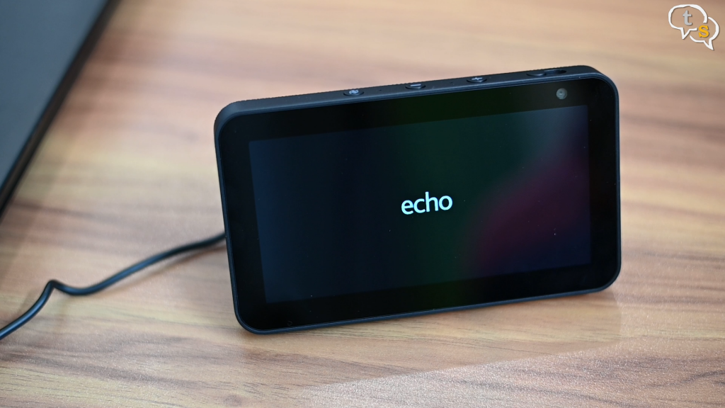 Echo Show 5 bootup echo logo