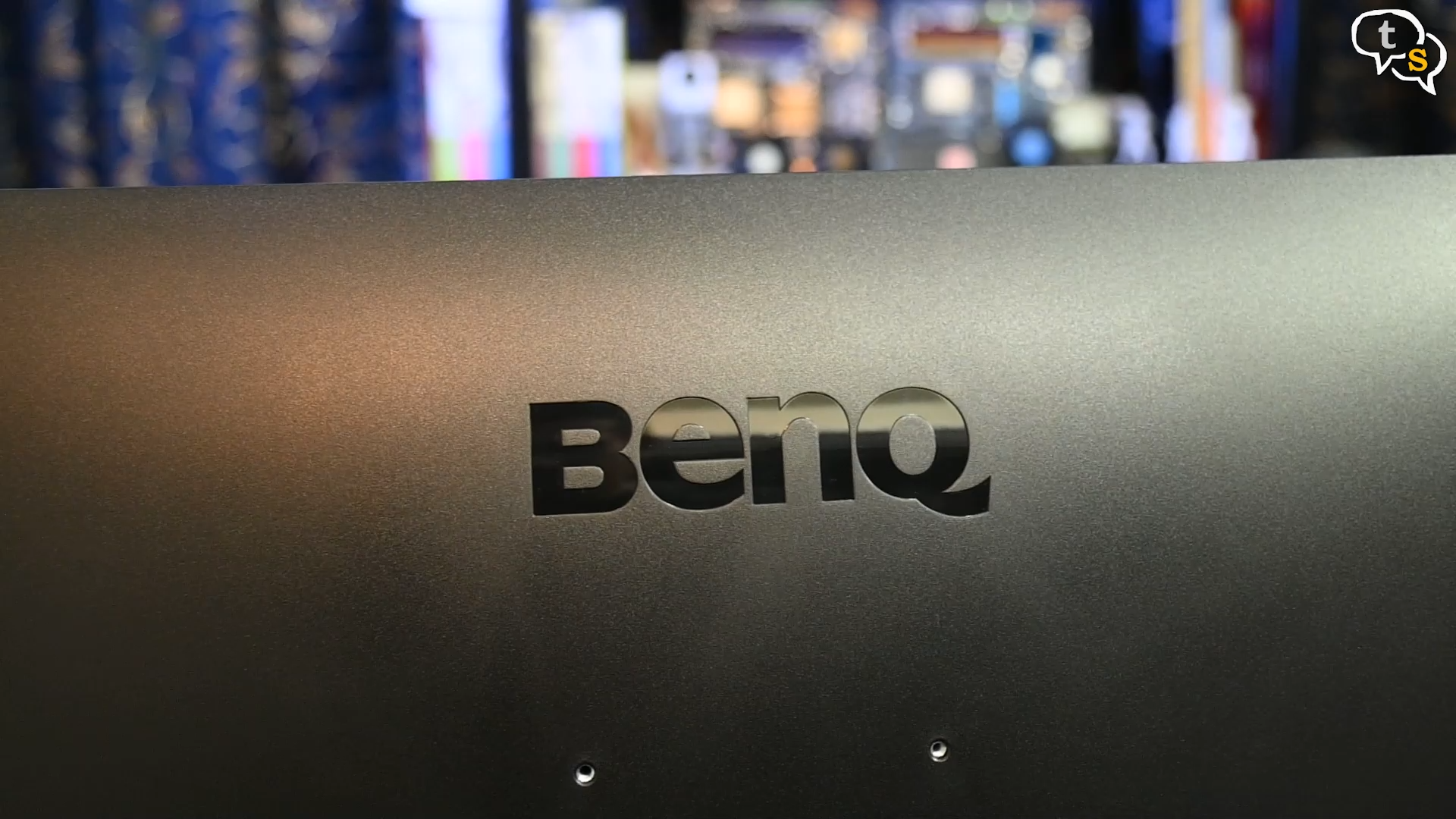 BenQ EW3270U 4K HDR monitor Logo