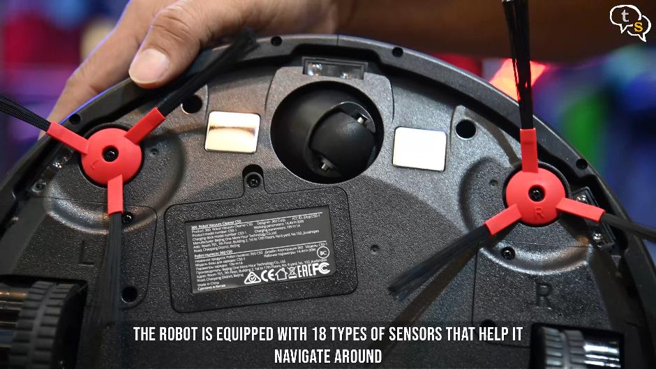 360 C50 Robot Vacuum Cleaner charging metal contacts