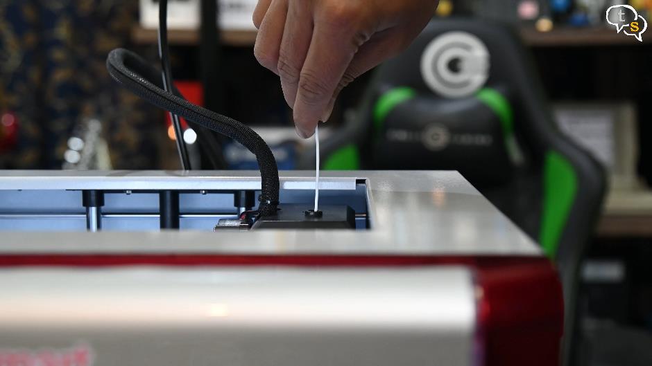 WOL3D X-Smart 3D Printer insert filament