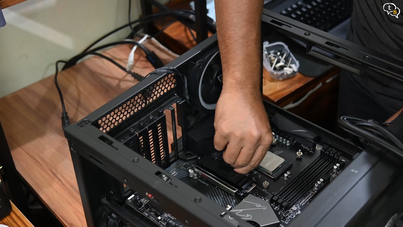 AMD 5800X installed in Gigabyte X570 Aorus Elite Wi-fi