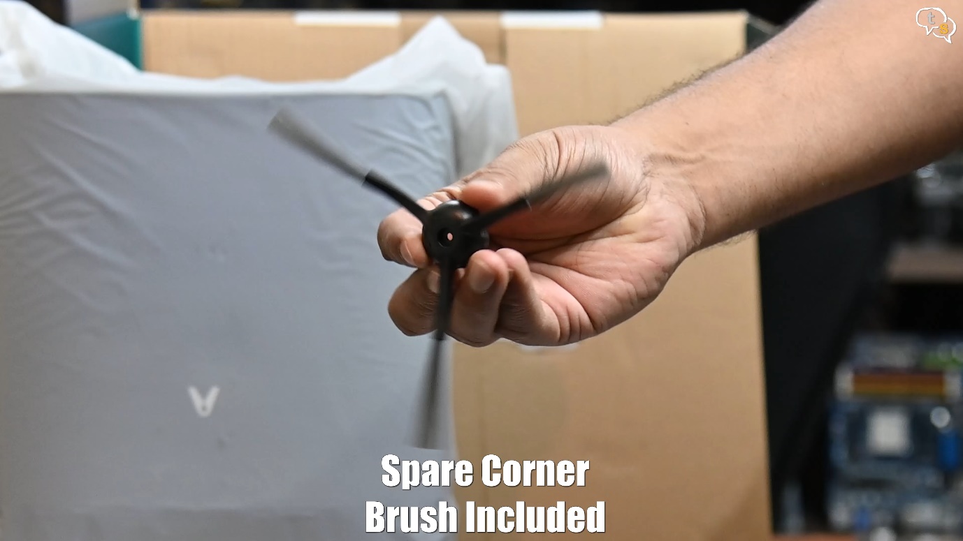 Spare corner brush