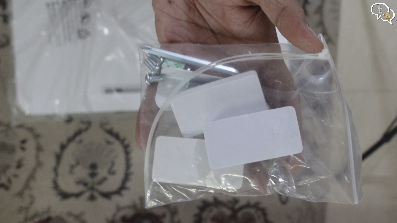 A picture containing transparency, indoor, packing materials, plastic bag Description automatically generated